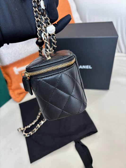 Chanel 23P Enamel Heart Mini Vanity