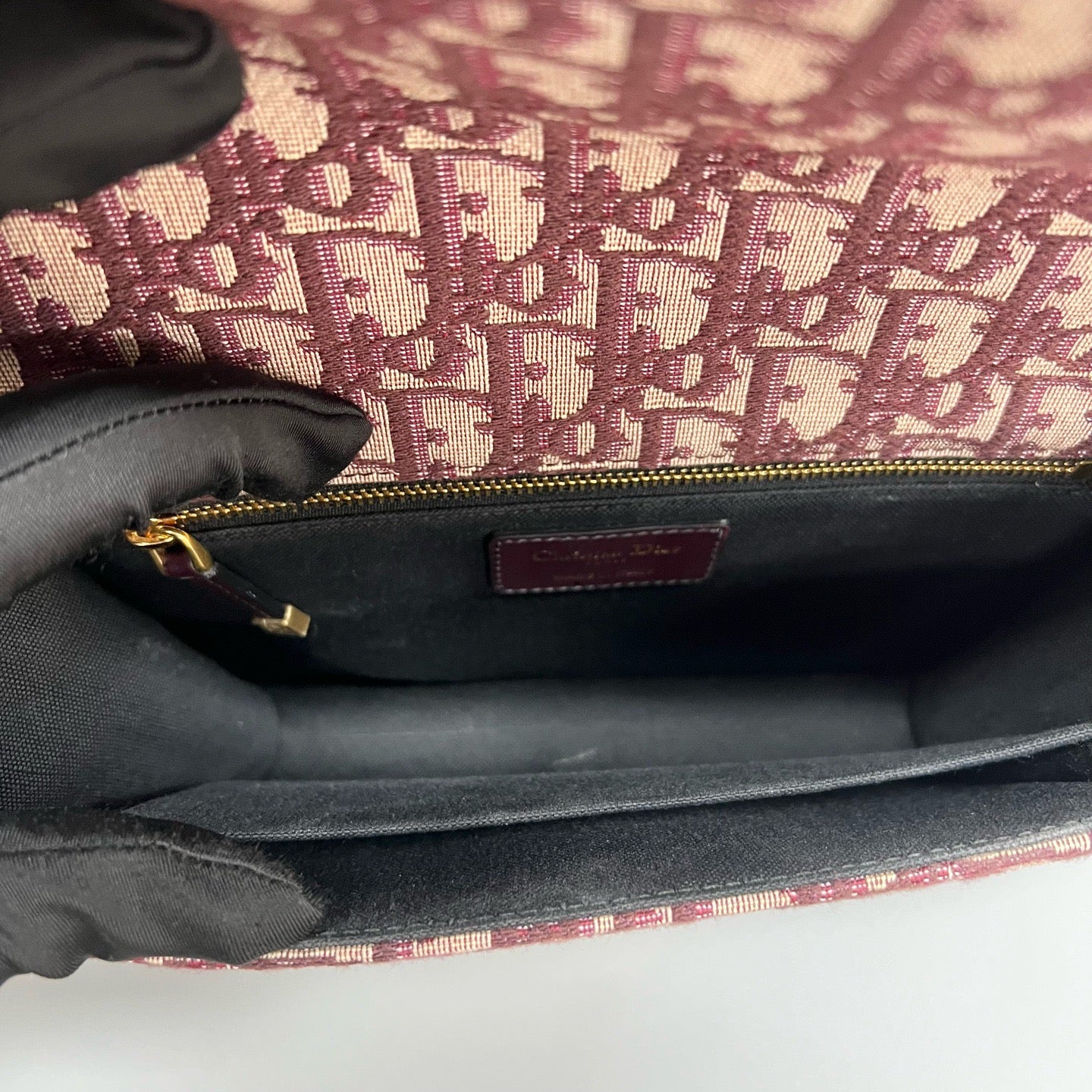 Dior 30 Montaigne – Burgundy Oblique