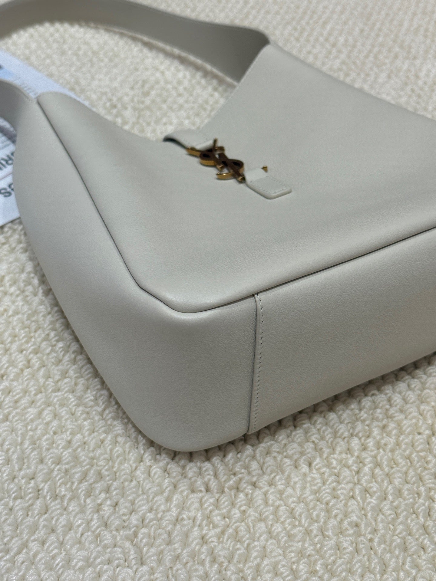 Saint Laurent Small Le 5 à 7 Hobo Bag