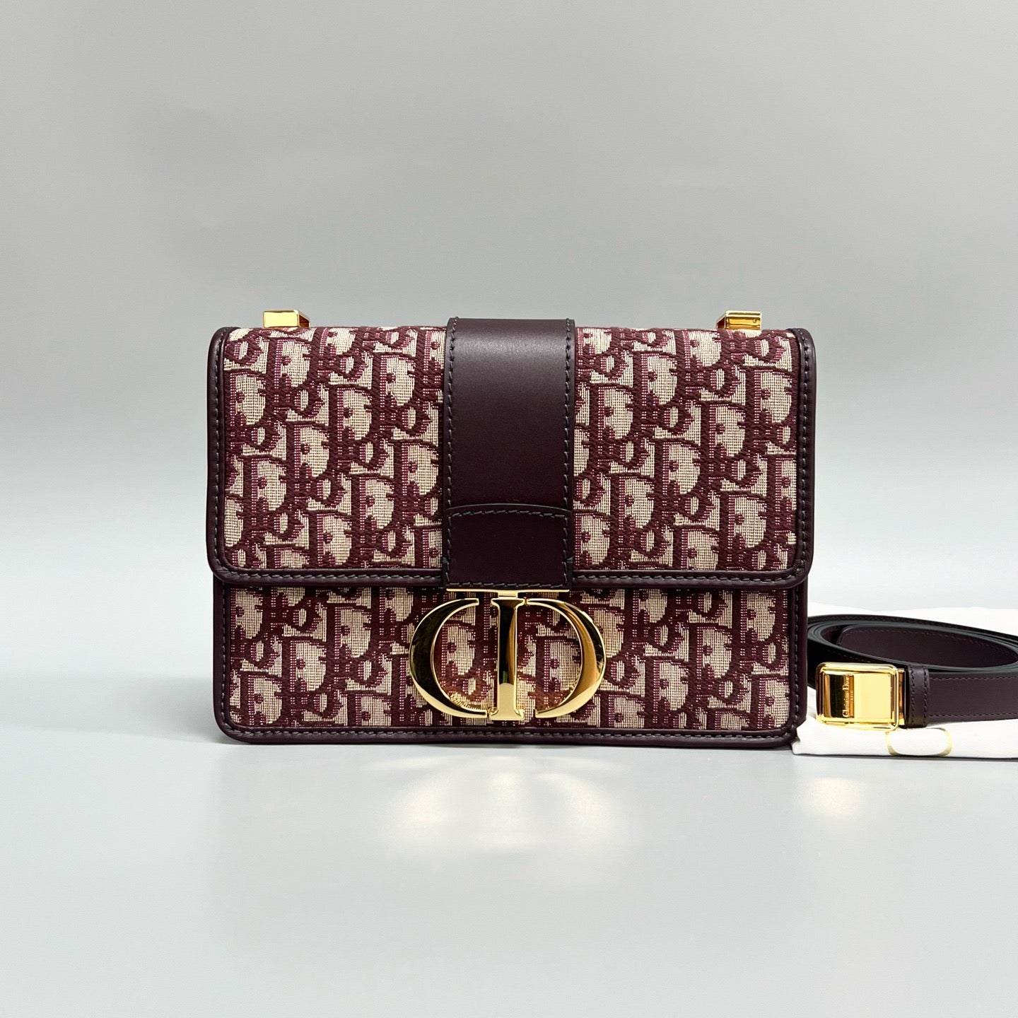 Dior 30 Montaigne – Burgundy Oblique