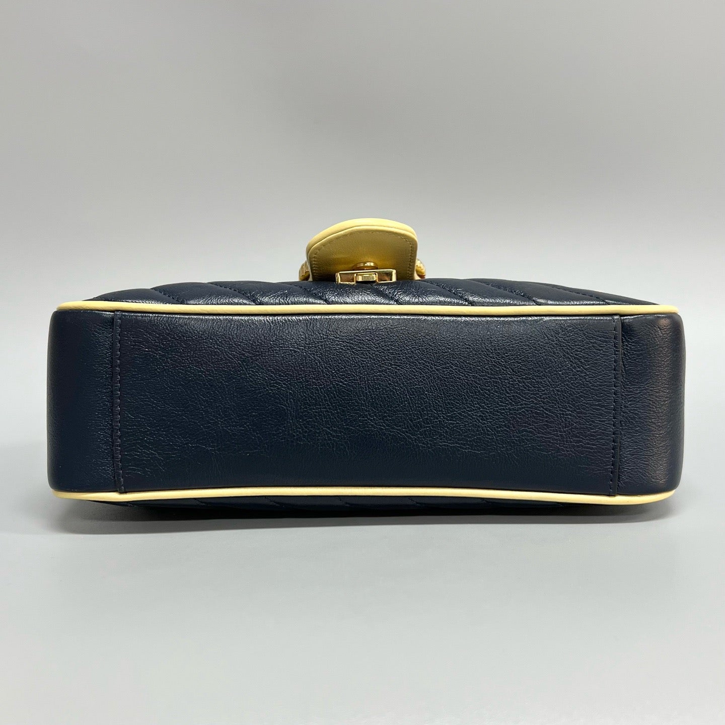 Gucci Marmont 26 – Tricolor Spiral