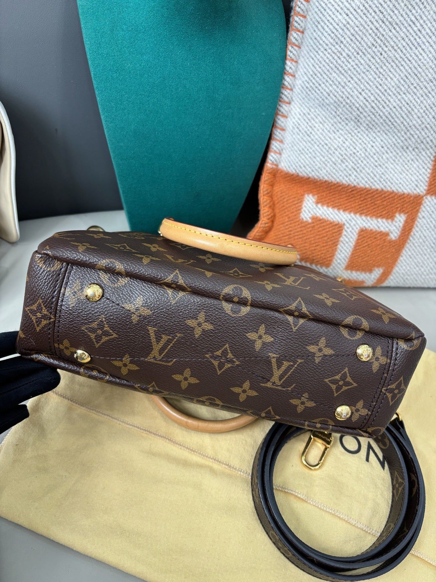Louis Vuitton Pallas BB