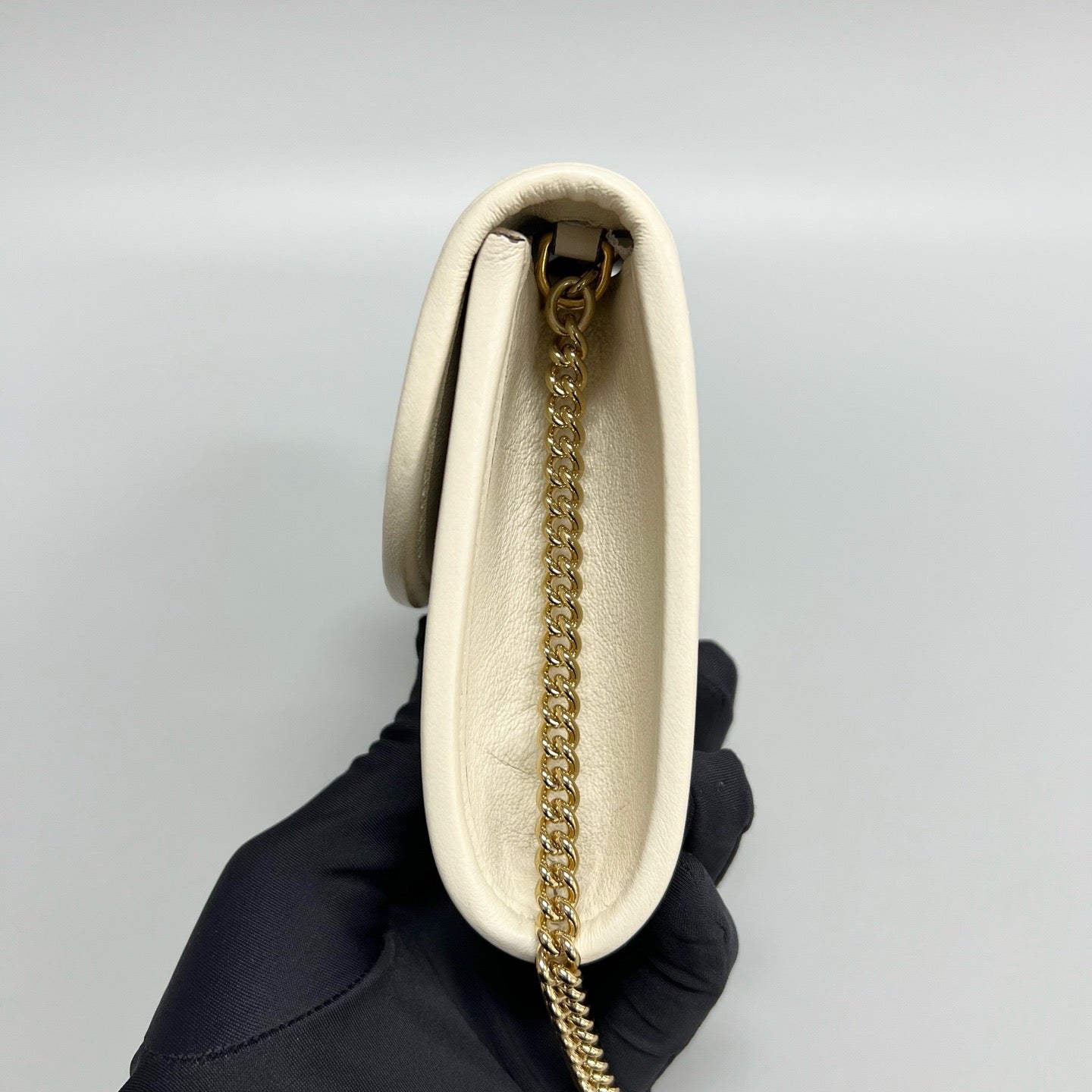 GUCCI Rajah WOC Chain Bag