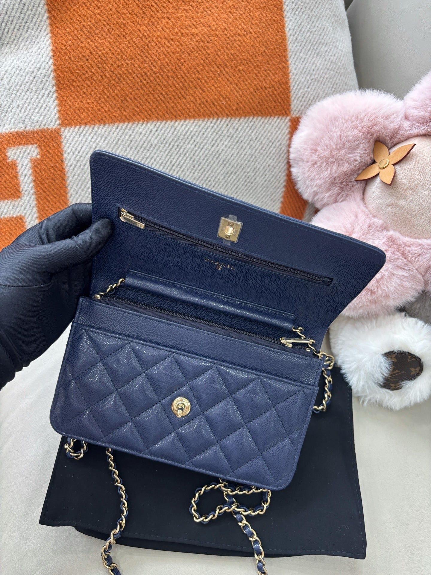 Chanel Wallet on Chain (WOC)