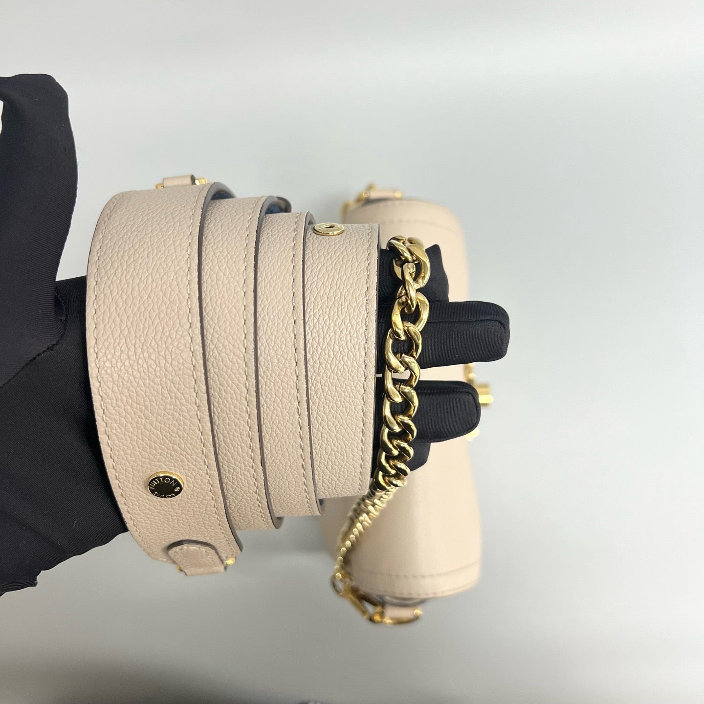 Louis Vuitton Lockme Tender