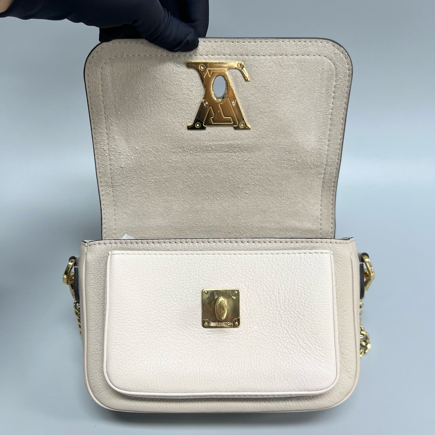 Louis Vuitton Lockme Tender