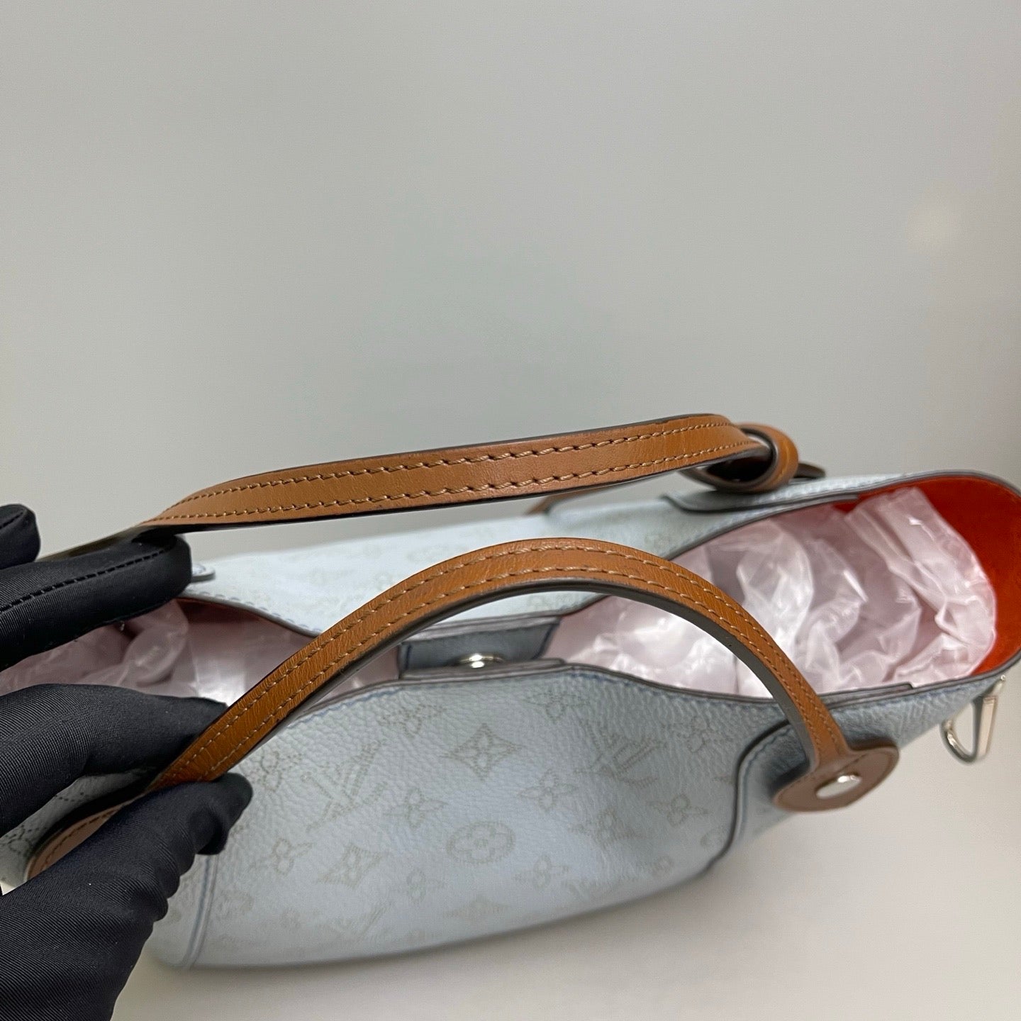 Louis Vuitton Hina Small Bag