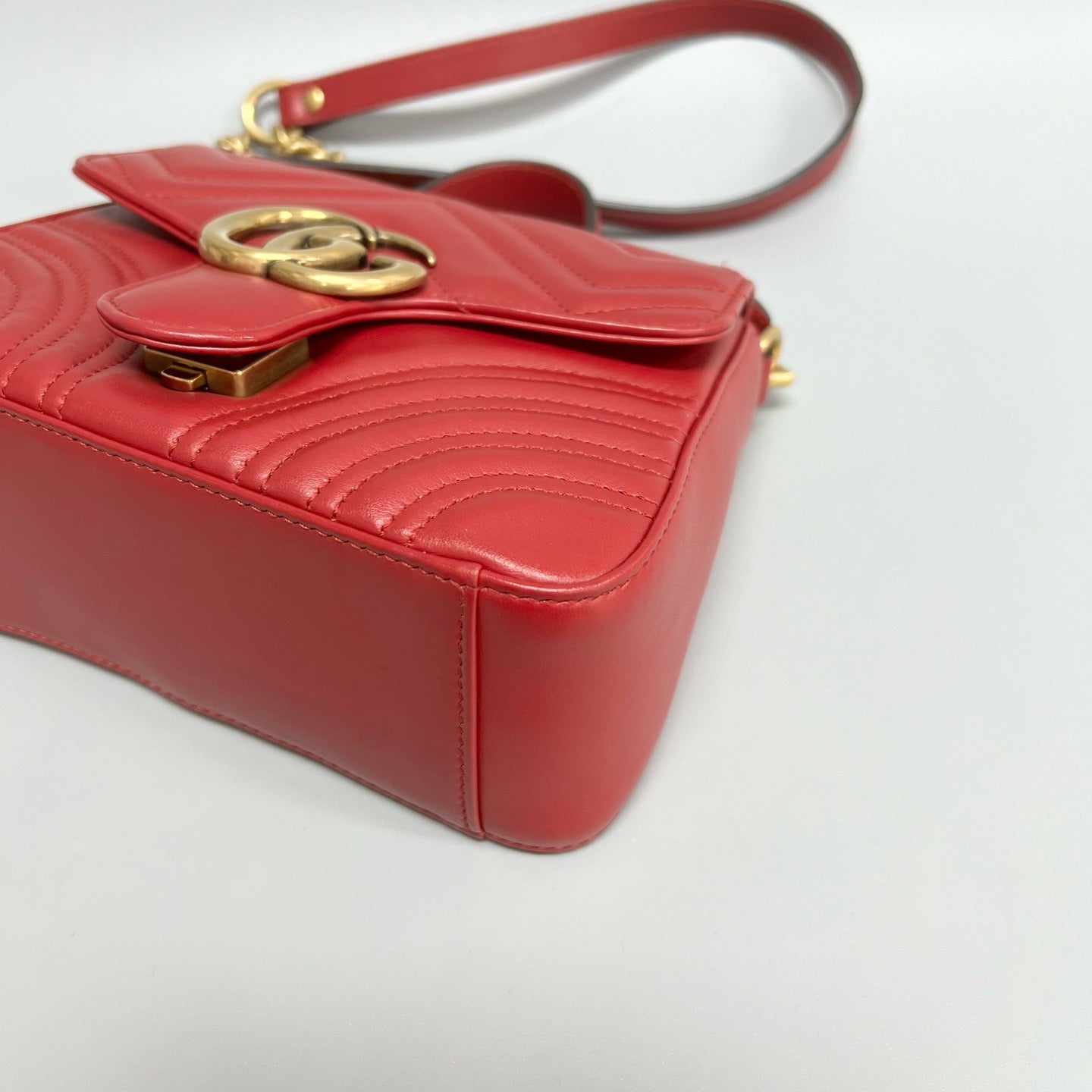 Gucci GG Marmont Mini Shoulder Bag