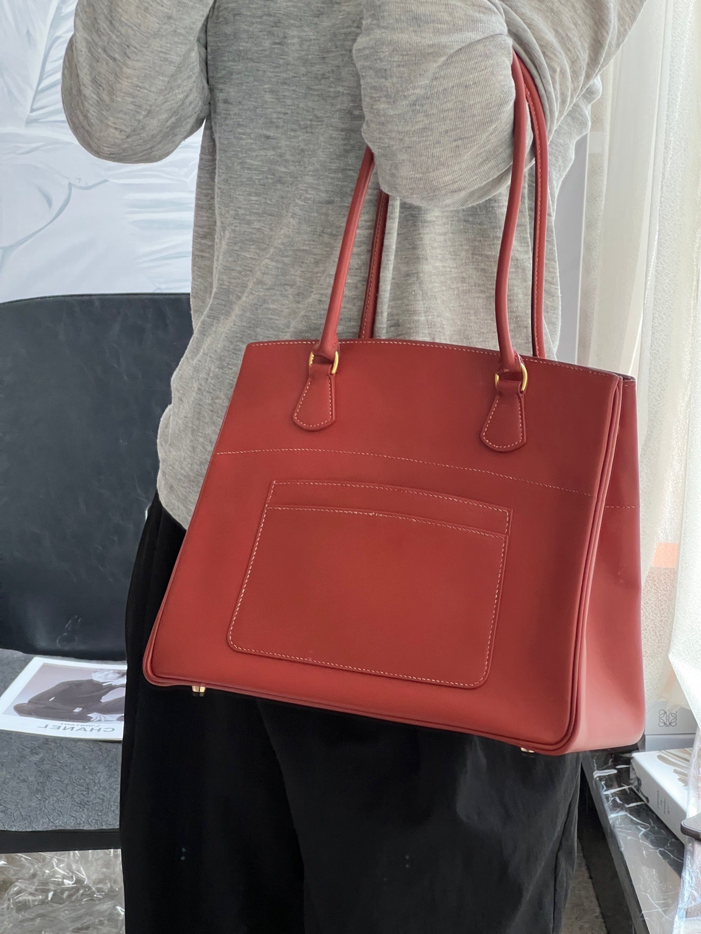 Hermès La Limited Edition Handbag – Dark Orange