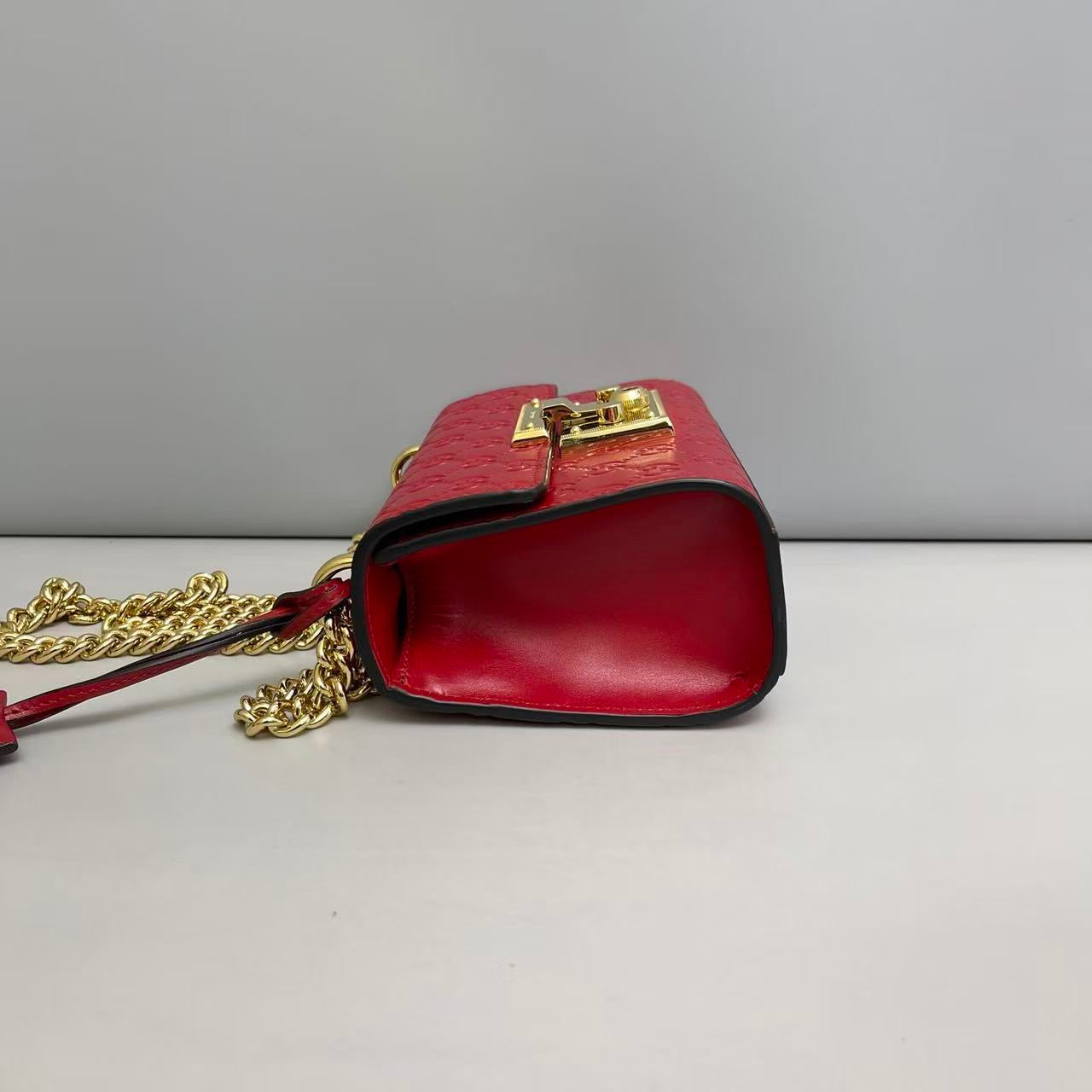 GUCCI Padlock Small Chain Bag