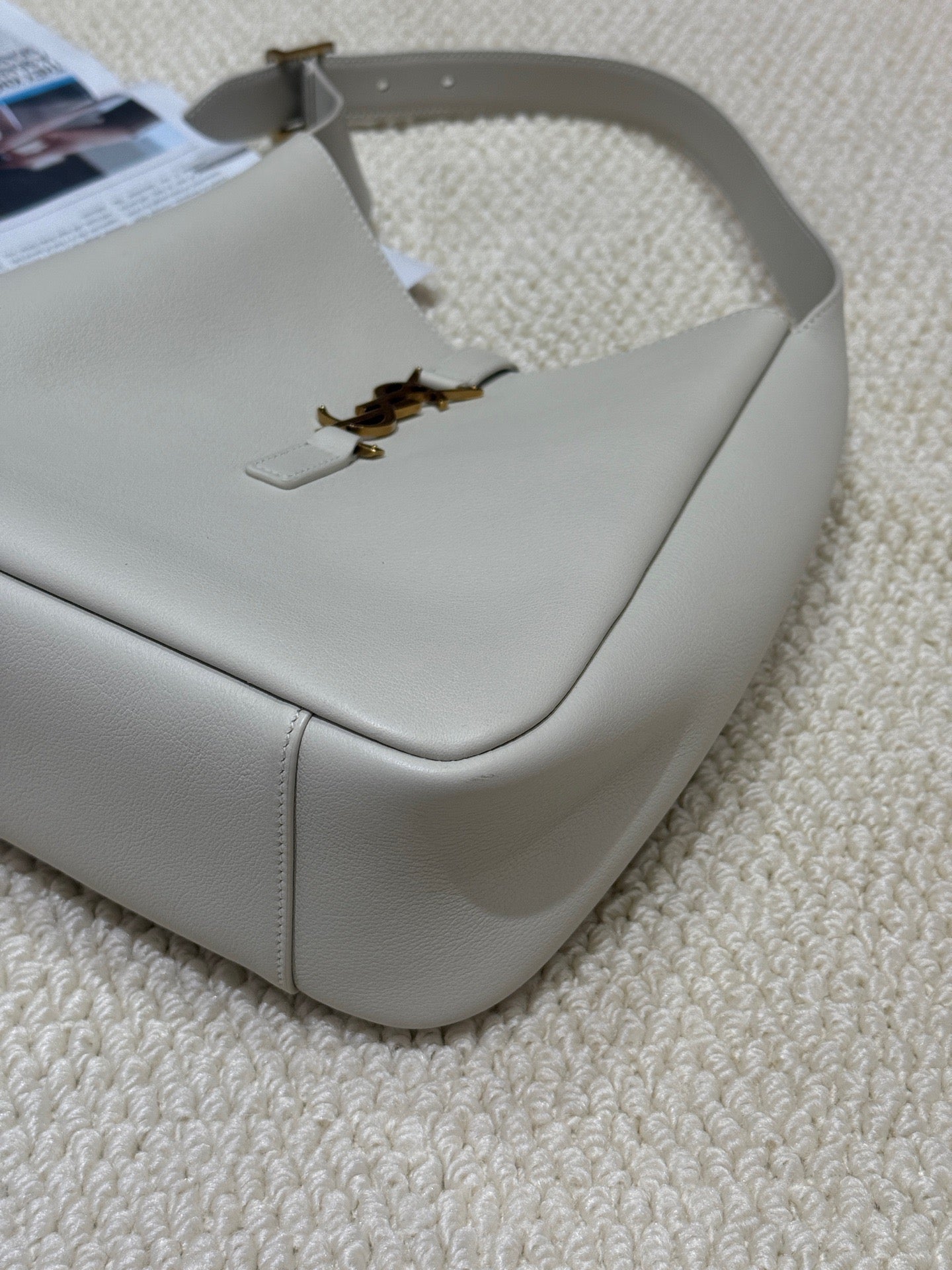 Saint Laurent Small Le 5 à 7 Hobo Bag