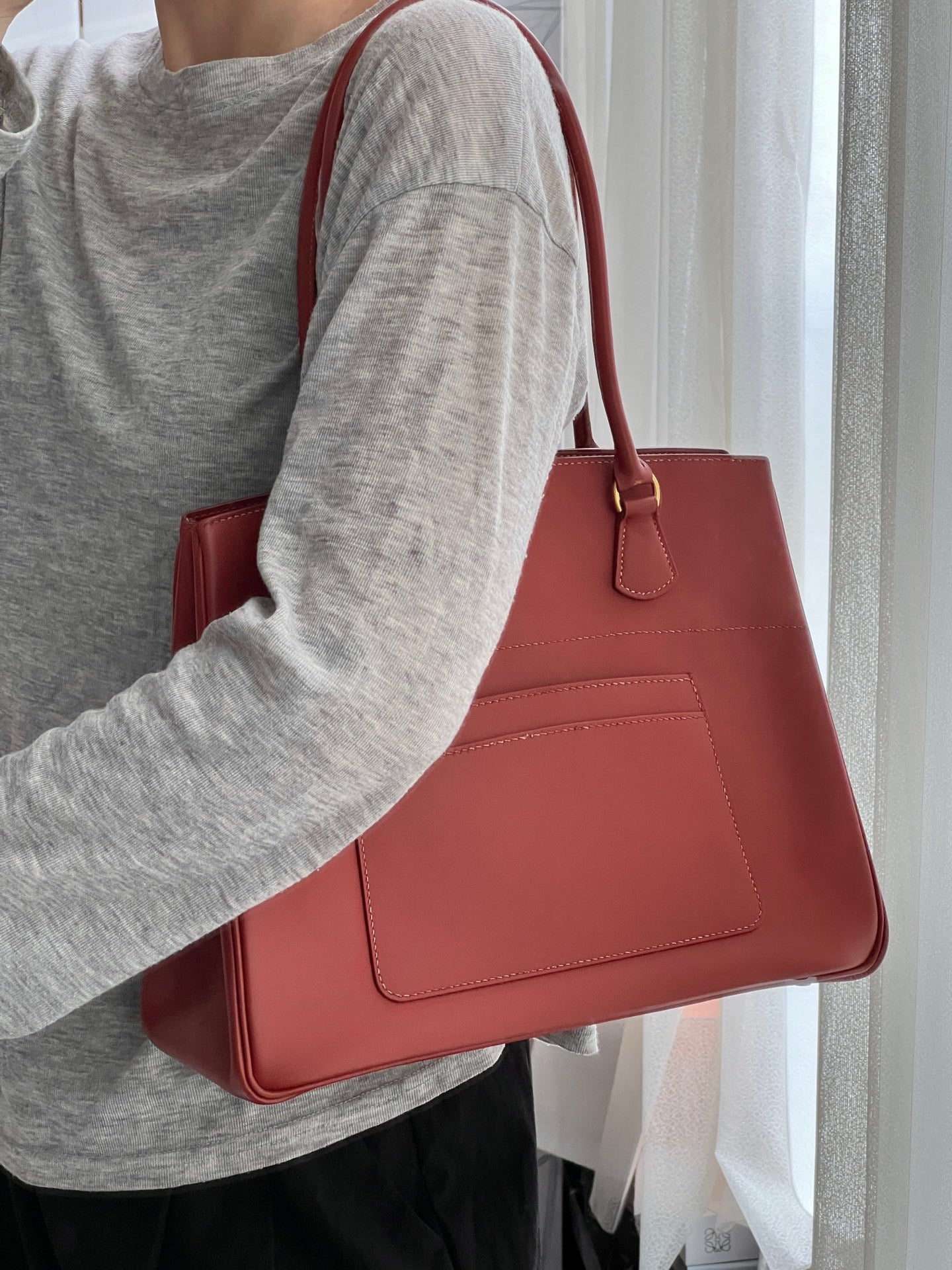 Hermès La Limited Edition Handbag – Dark Orange