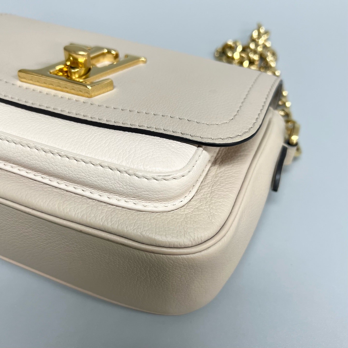 Louis Vuitton Lockme Tender