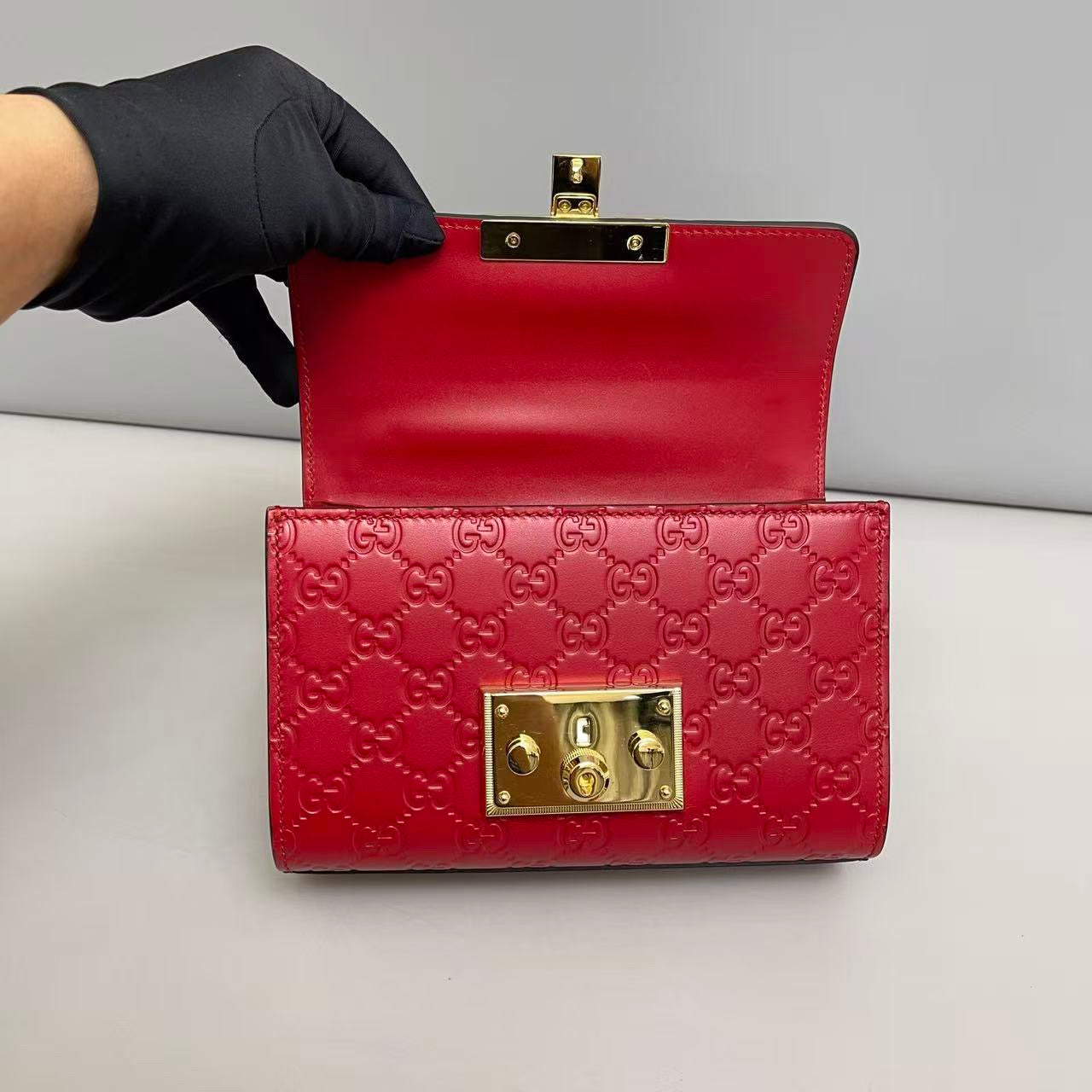 GUCCI Padlock Small Chain Bag