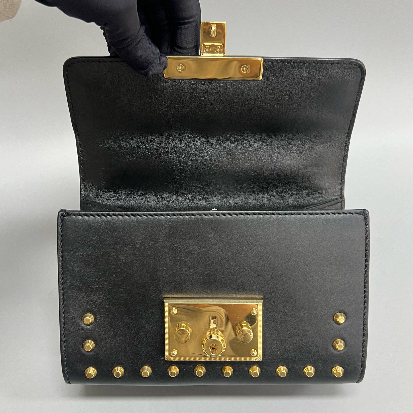 Gucci Padlock Moon Box – Black with Pearl Studs