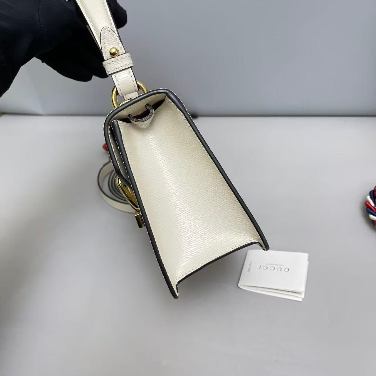 Gucci Sylvie — White Leather Heart Limited Edition