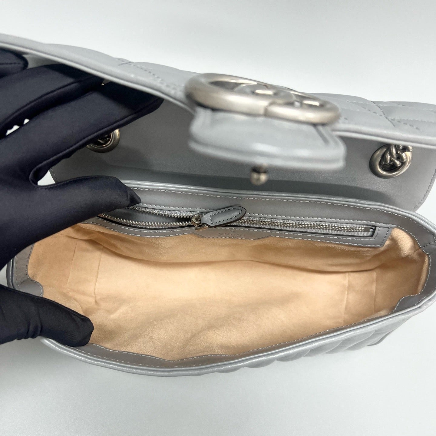 Gucci Marmont 26 Chain Bag