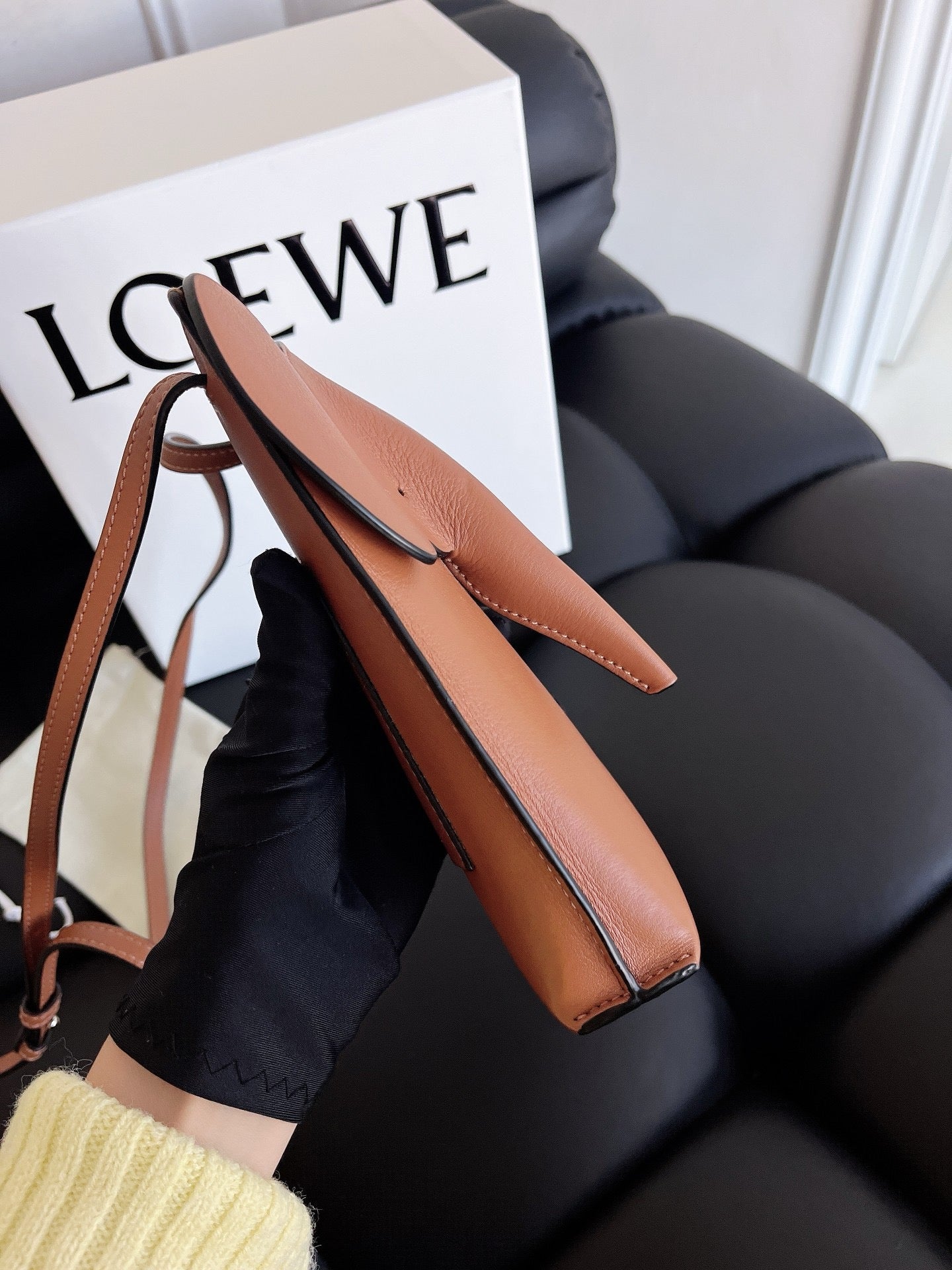 LOEWE Elephant Pocket in Caramel Leather