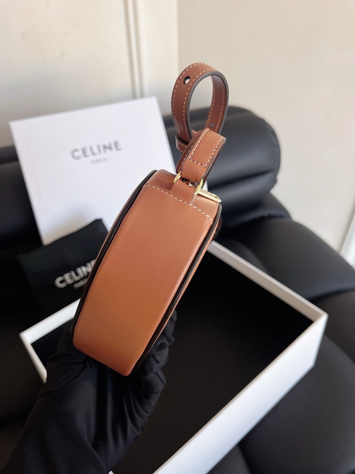 CELINE Cuir Triomphe Bag
