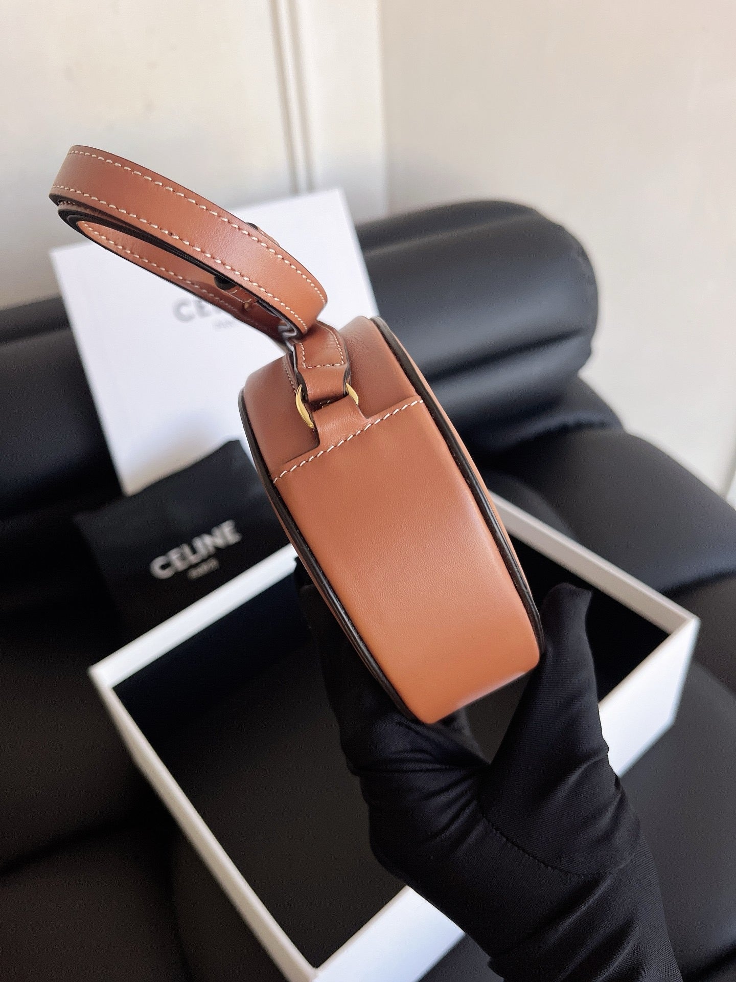 CELINE Cuir Triomphe Bag