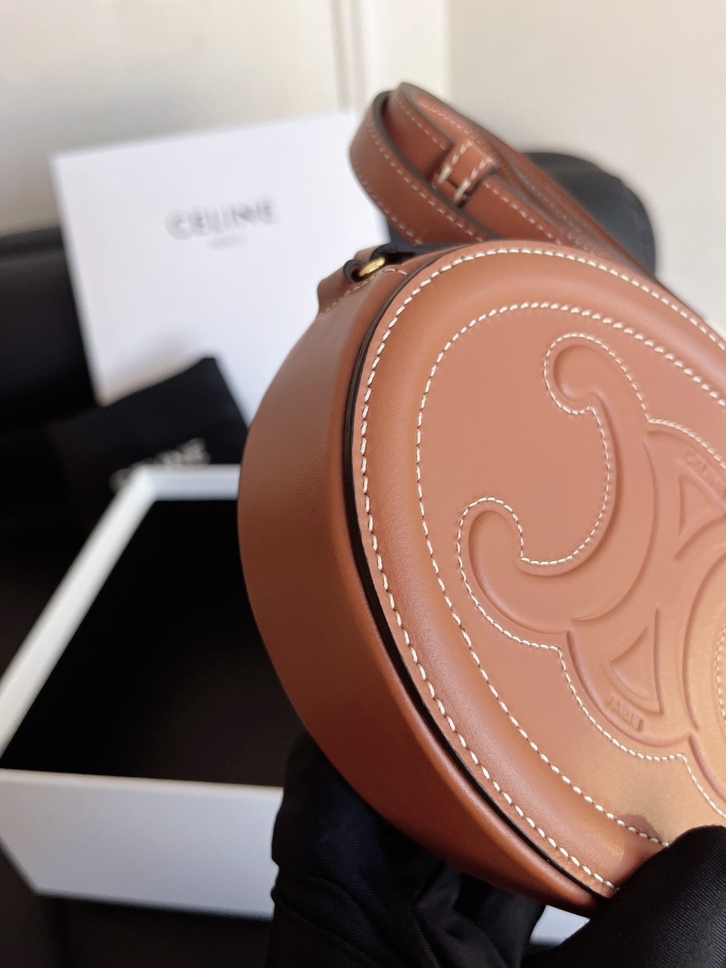 CELINE Cuir Triomphe Bag