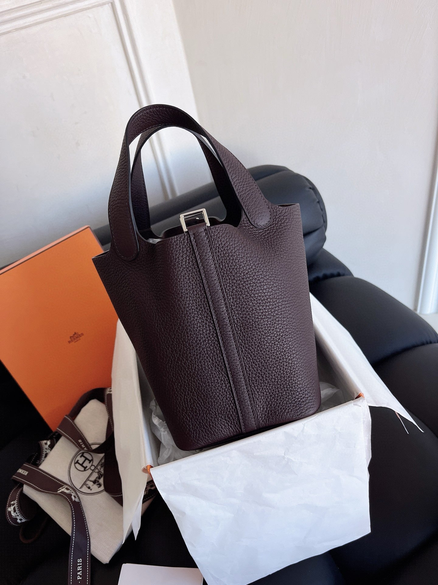 Hermès Picotin Lock 18