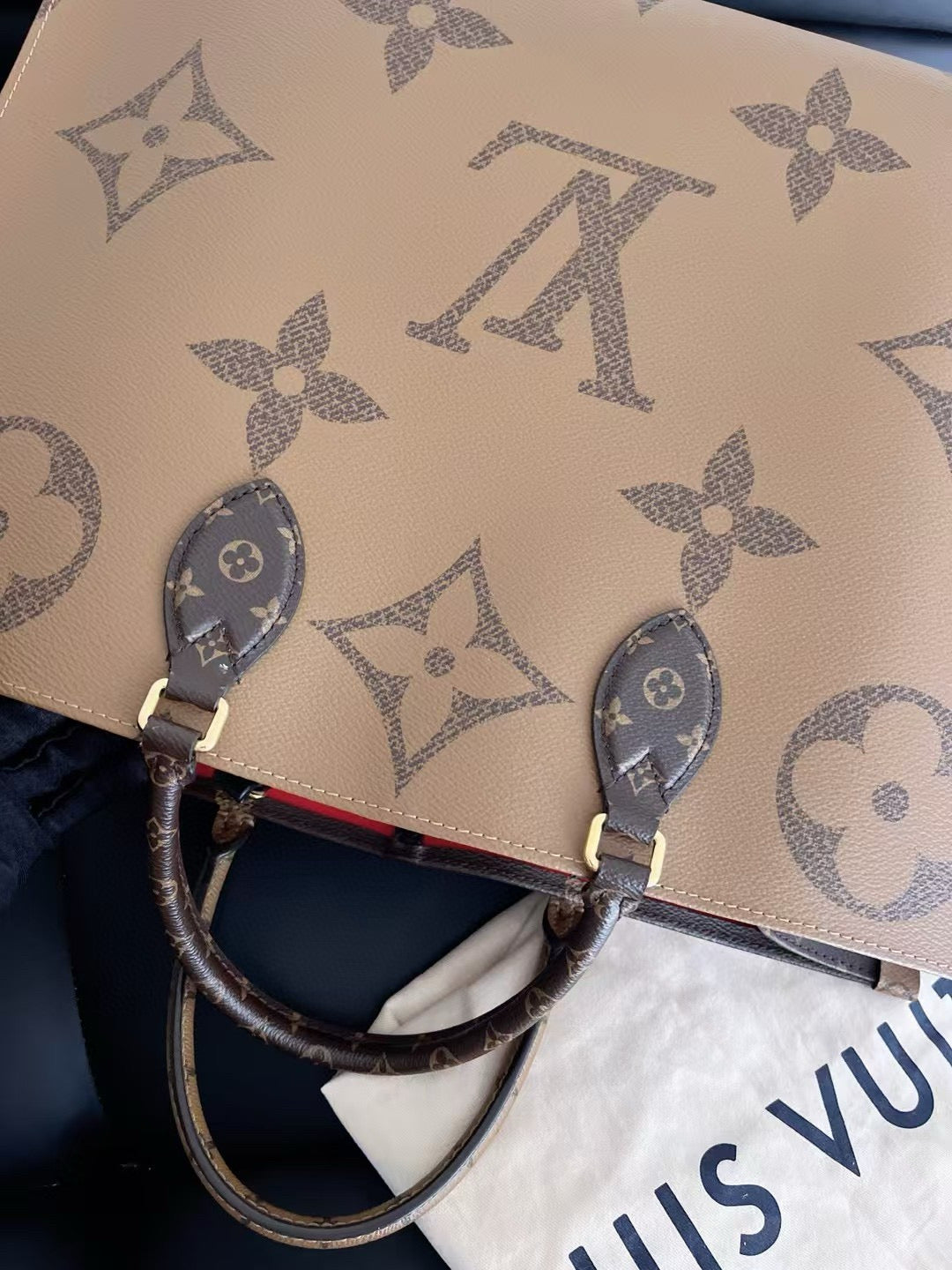 Louis Vuitton OnTheGo Tote Bag – Large