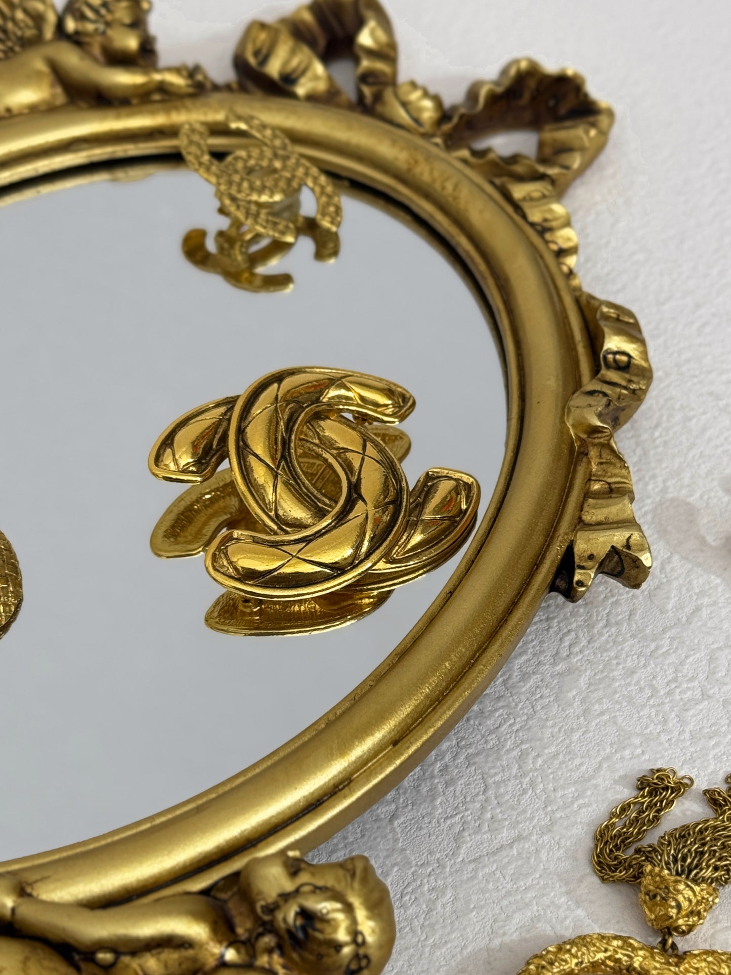 Chanel Bird Brooch – 24K Gold-Plated Quilted Design