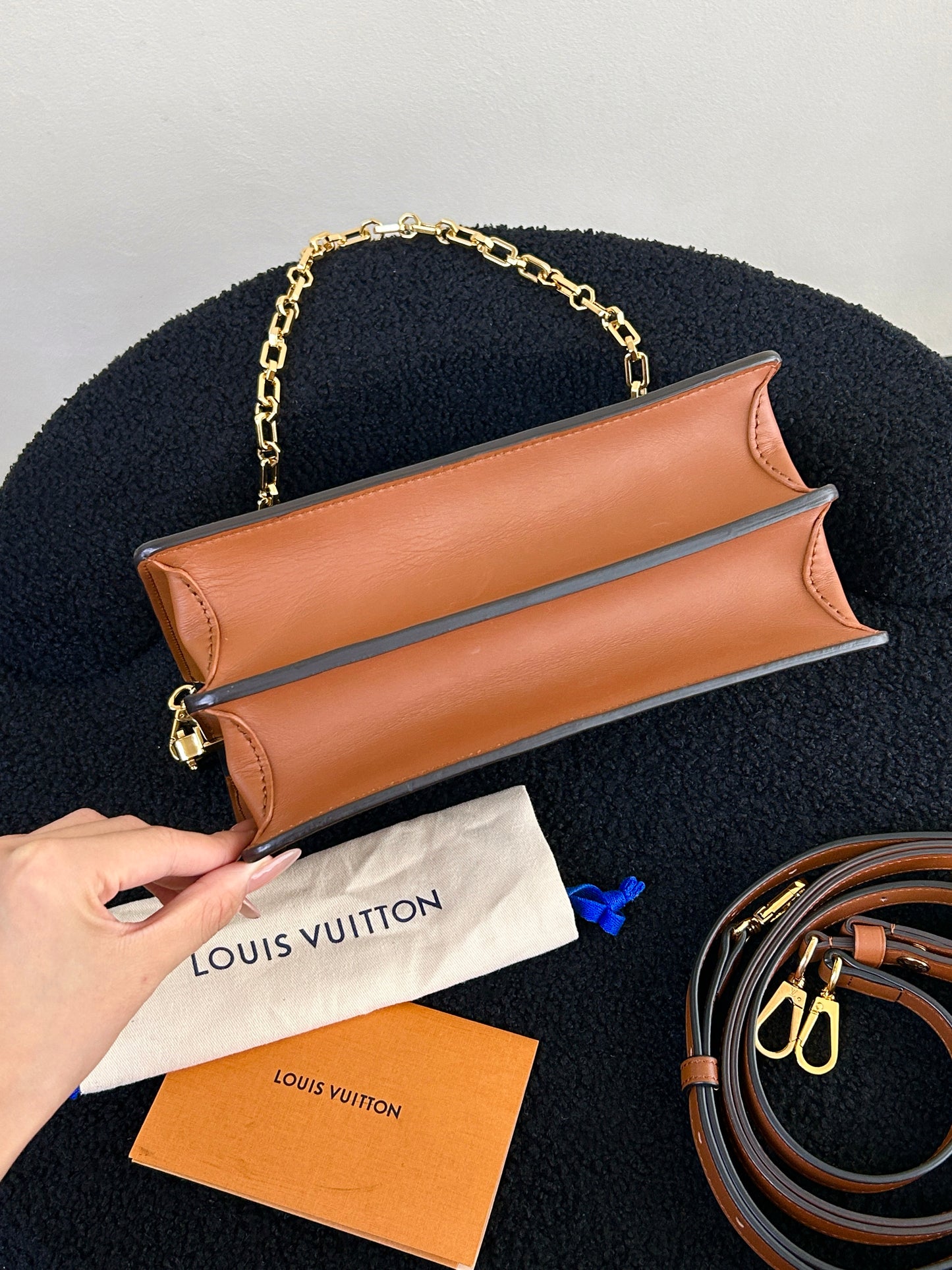 Louis Vuitton Dauphine MM — Classic Monogram